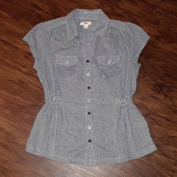 Cato Tops - Very cute CATO shirt size S